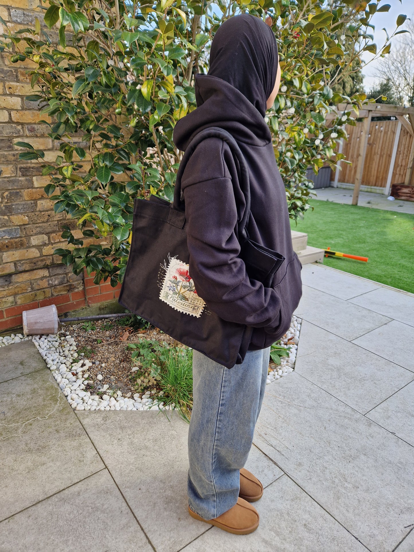 Black Luxe tote bags new 'Bisan' Print